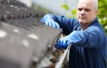 cleaning and inspecting Glynogwr roofs